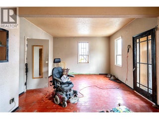 2214 32 Street. Vernon, British Columbia