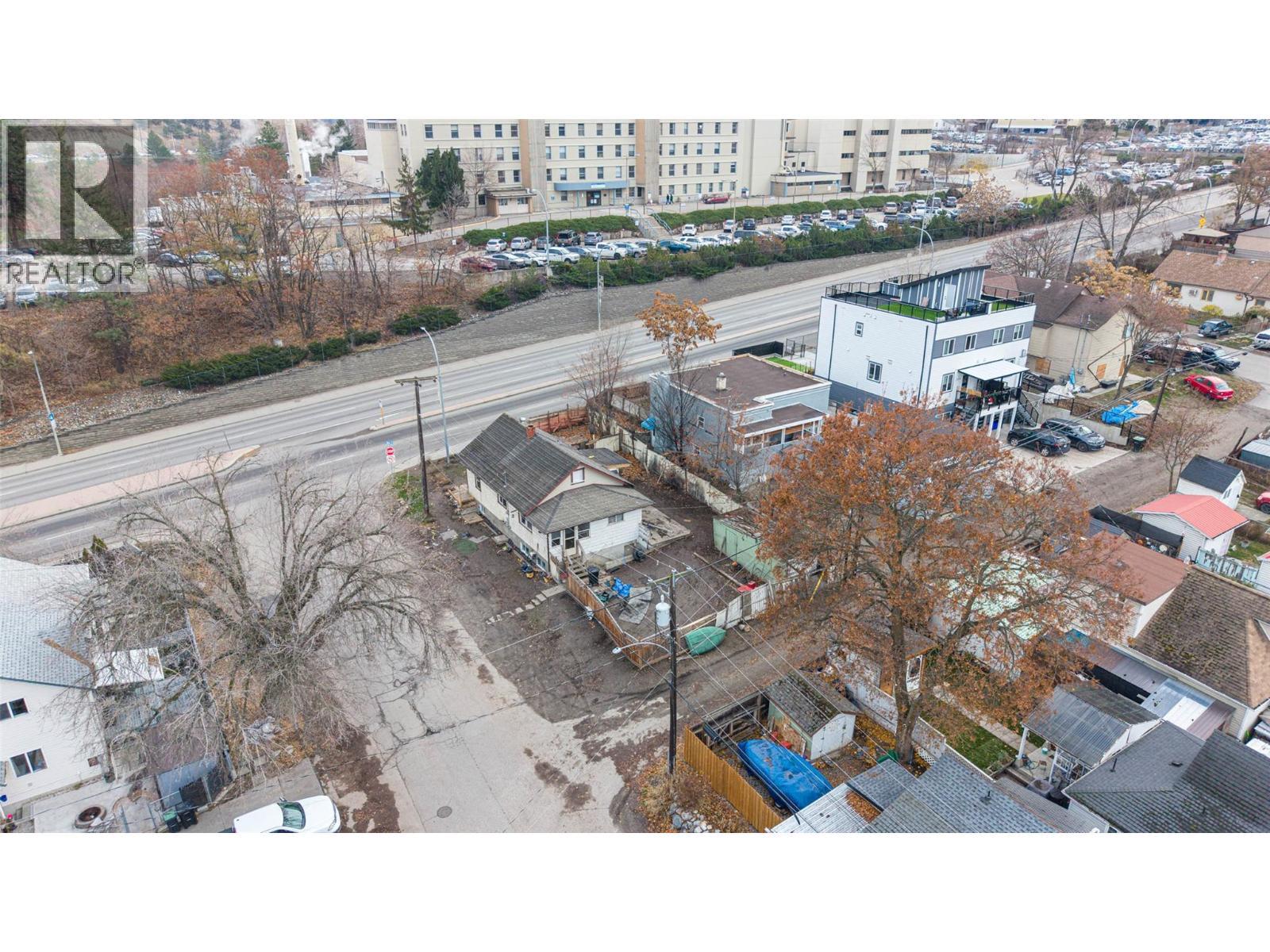 2214 32 Street. Vernon, British Columbia