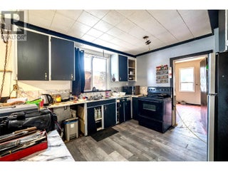 2214 32 Street. Vernon, British Columbia