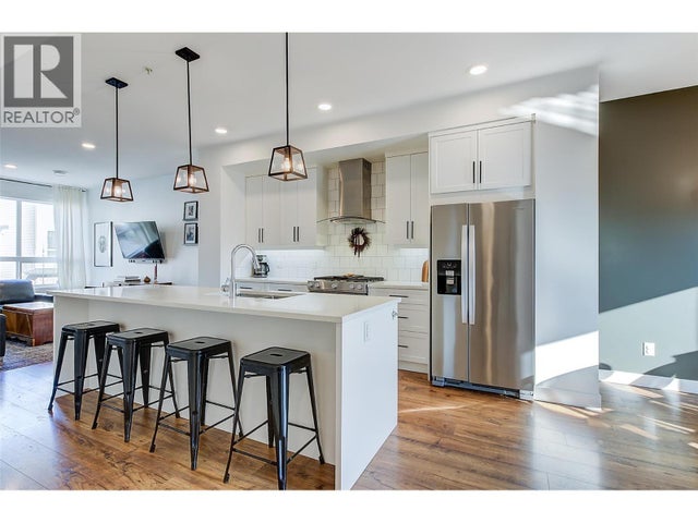 Photo of Listing #10368802