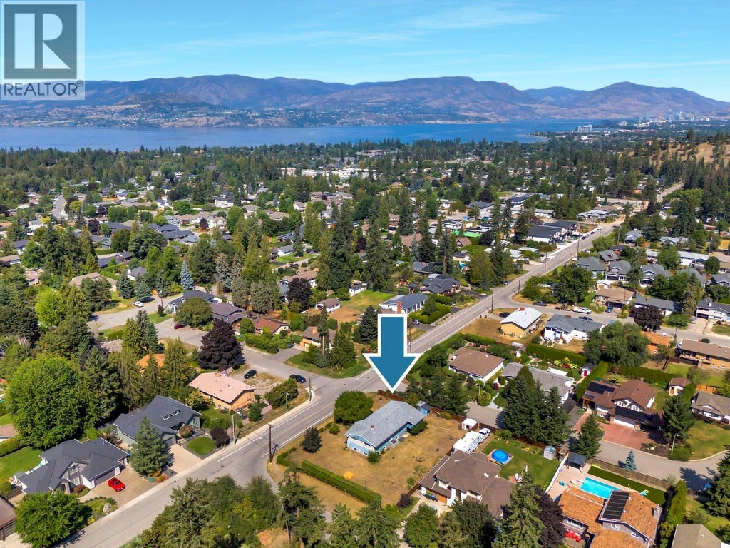 4693 Raymer Road, Kelowna