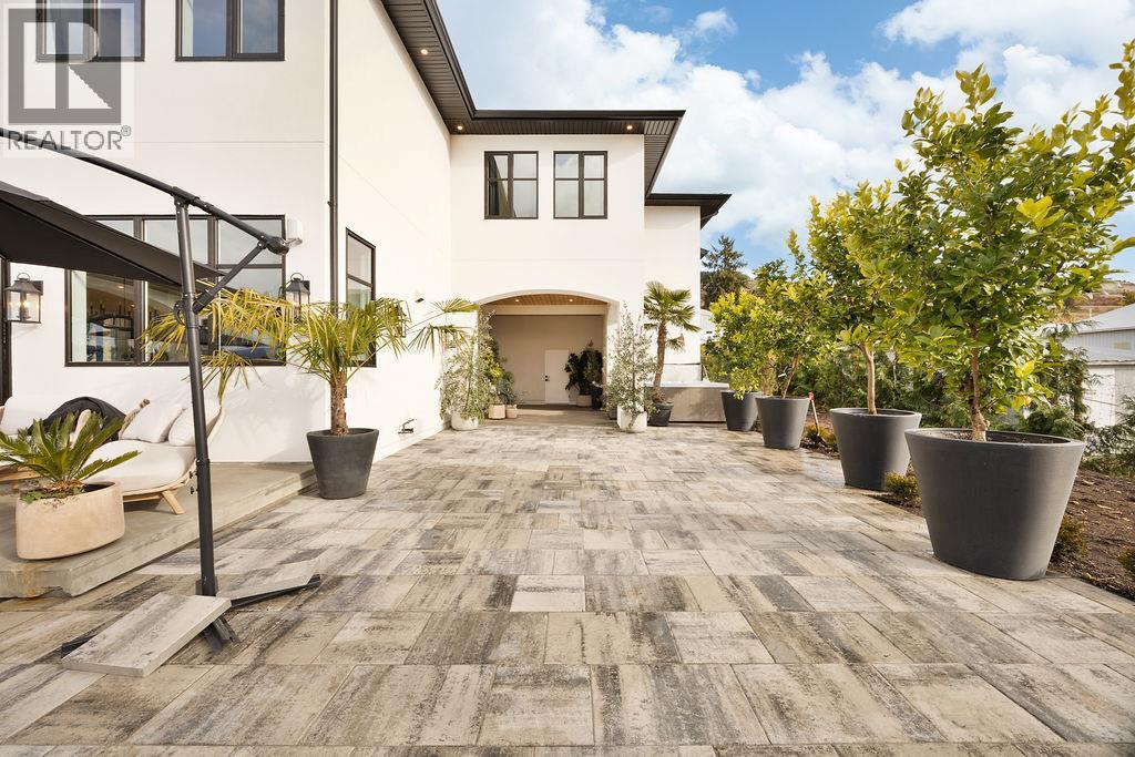 7236 L & A Road. Vernon, British Columbia