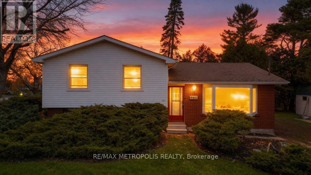 761 West Shore Boulevard, Pickering (west Shore)