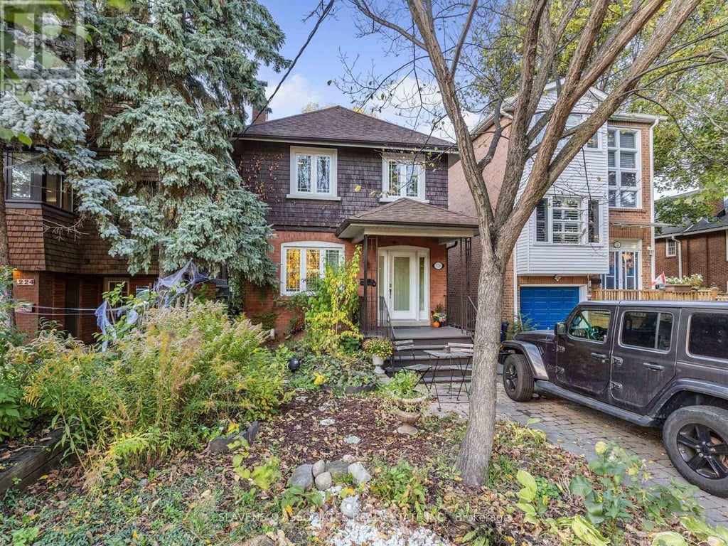 226 Broadway Avenue, Toronto (mount Pleasant East)