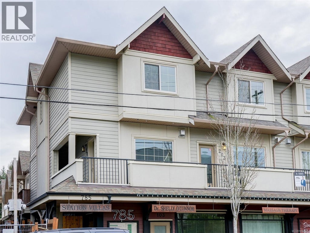 201 785 Station Avenue, Langford