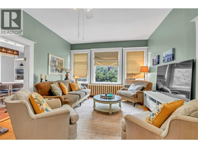 Photo of Listing #10369064