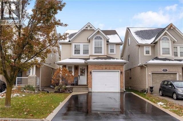 32 Maryann Price Lane, Cambridge