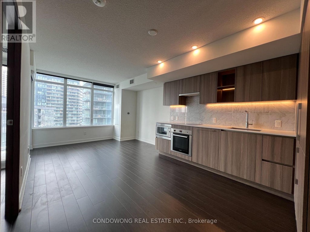 1815 - 19 Bathurst Street, Toronto (waterfront Communities)