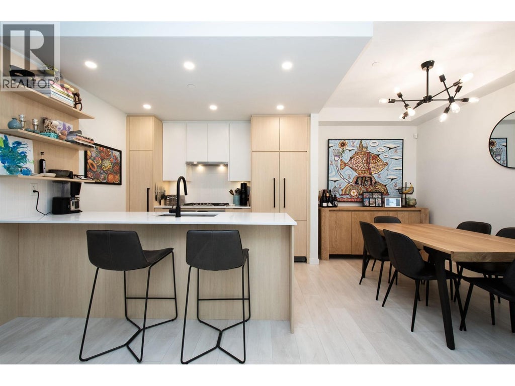 118 2045 Heritage Park Lane, North Vancouver