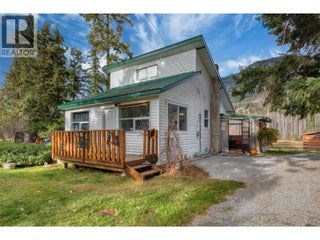 1385 6 Highway. Cherryville, British Columbia