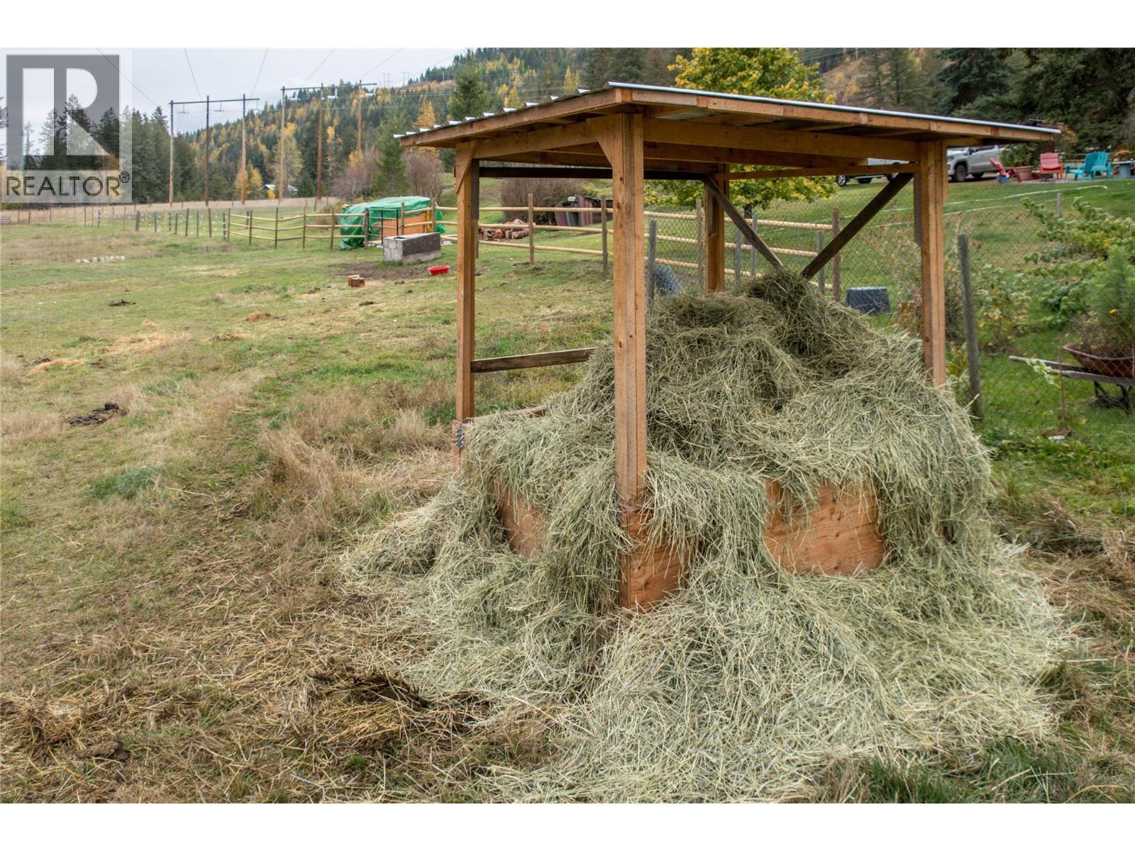 1385 6 Highway. Cherryville, British Columbia