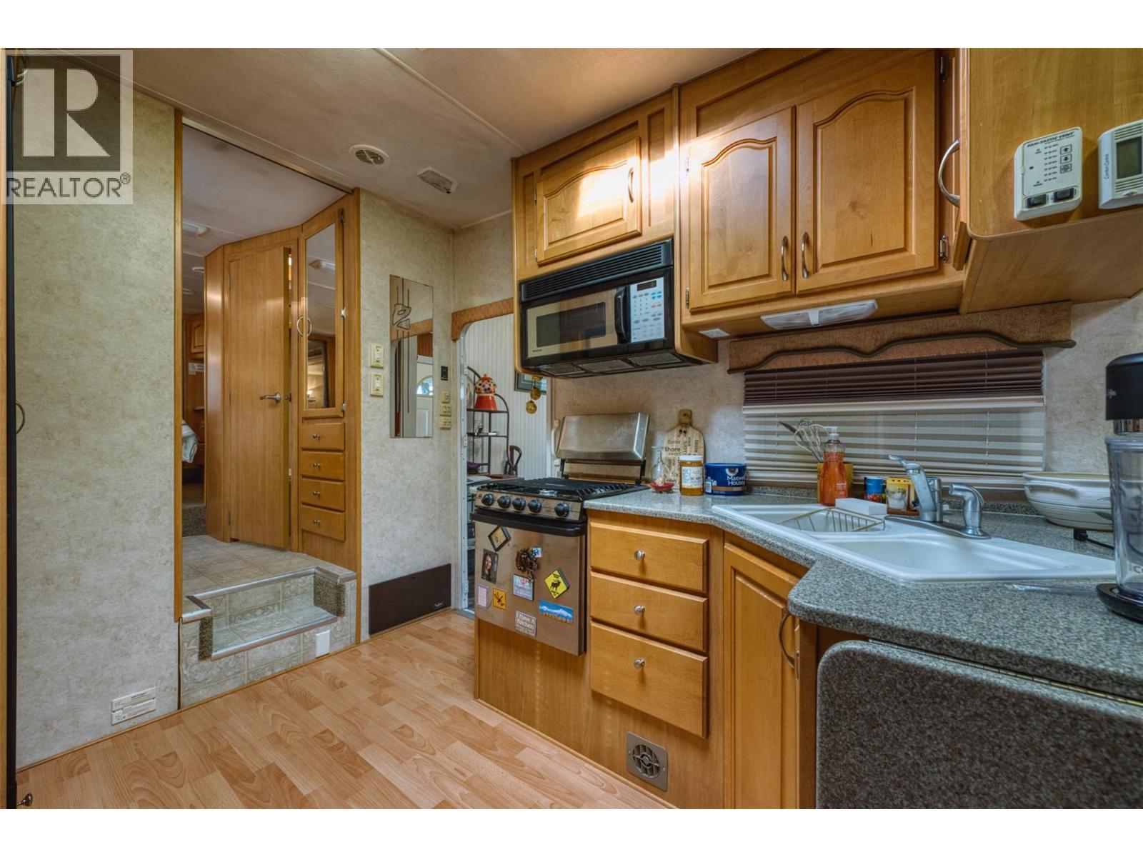 1385 6 Highway. Cherryville, British Columbia