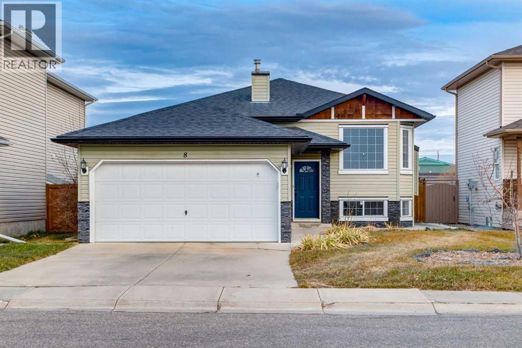 8 Canoe Circle Sw, Airdrie