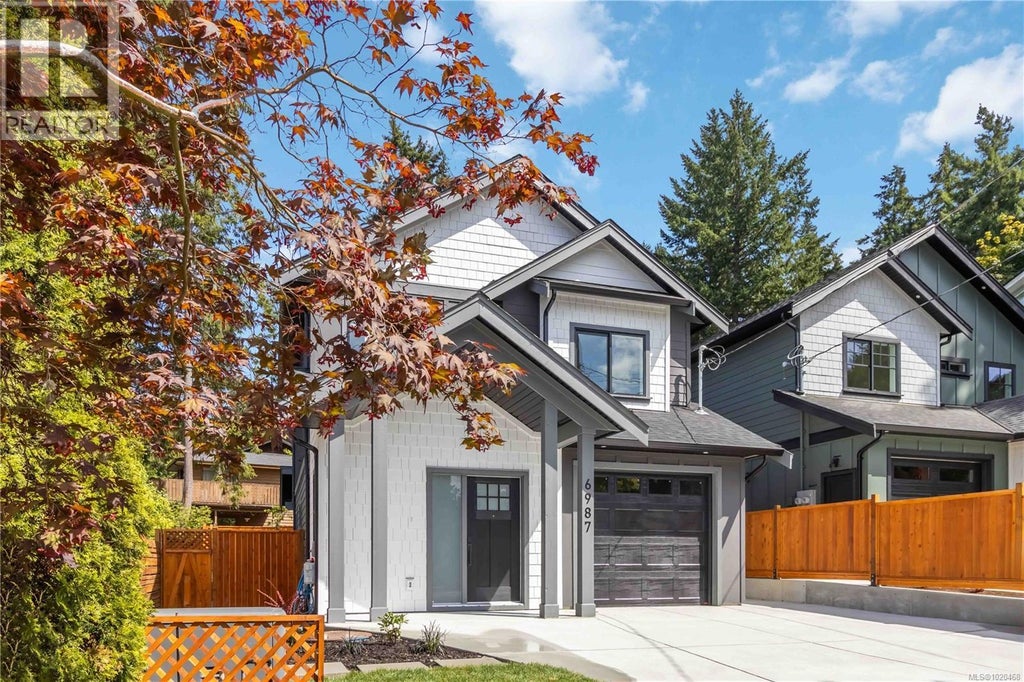 6987 Hagan Road, Central Saanich