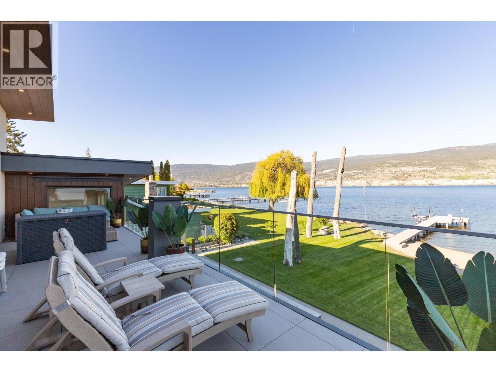 704 Stonor Street. Summerland, British Columbia