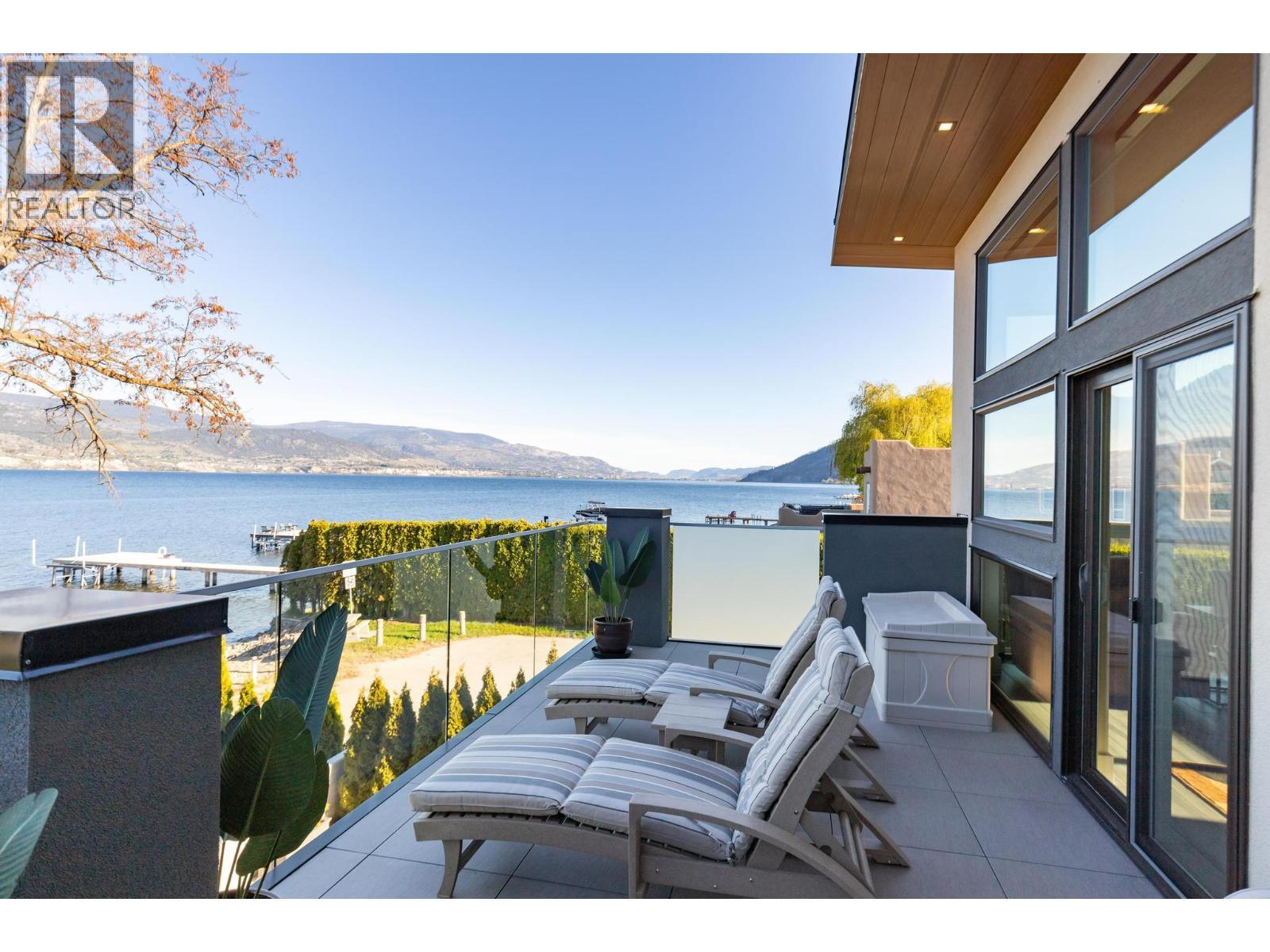 704 Stonor Street. Summerland, British Columbia