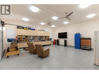 704 Stonor Street. Summerland, British Columbia