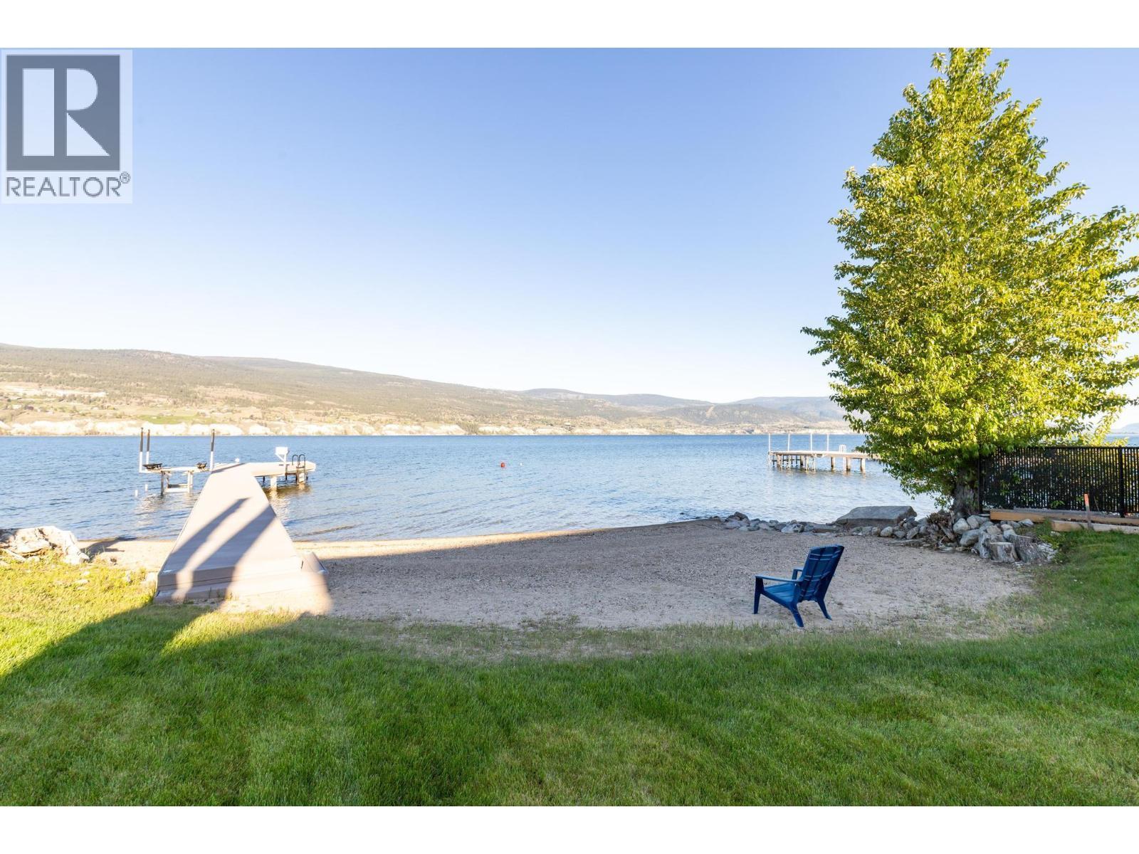 704 Stonor Street. Summerland, British Columbia