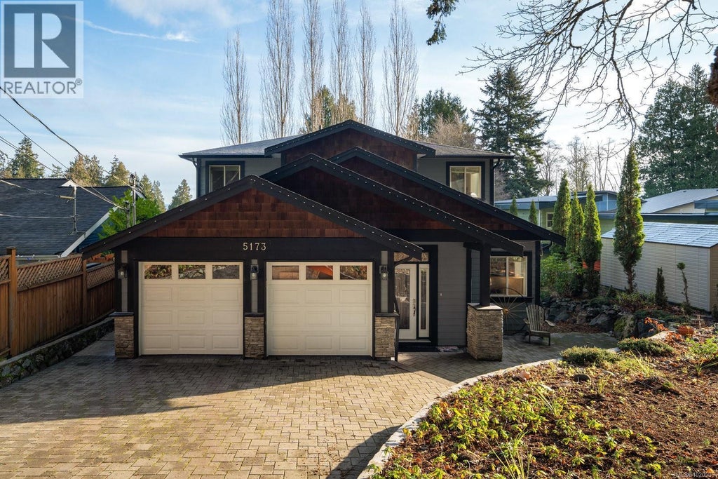 5173 Lochside Drive, Saanich
