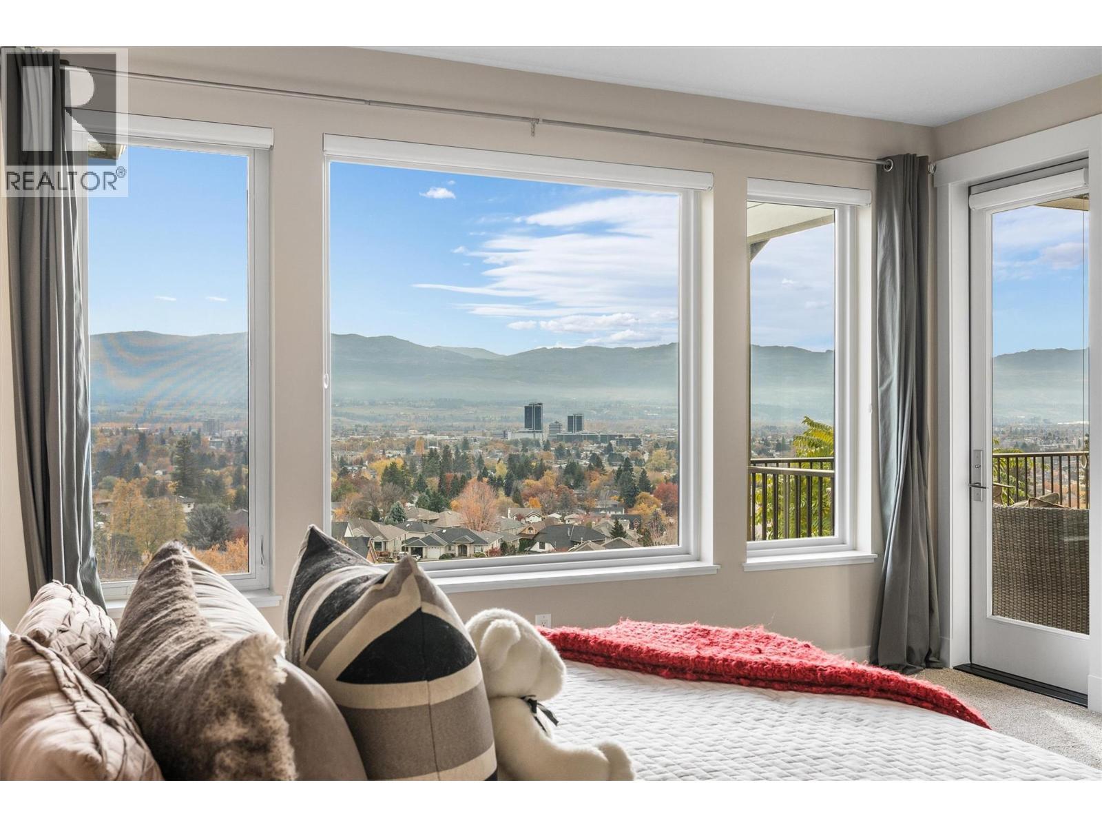 747 Traditions Crescent. Kelowna, British Columbia