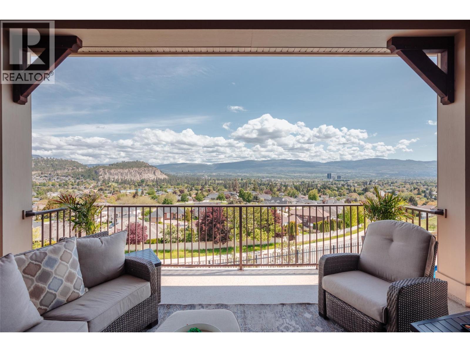 747 Traditions Crescent. Kelowna, British Columbia