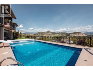 747 Traditions Crescent. Kelowna, British Columbia