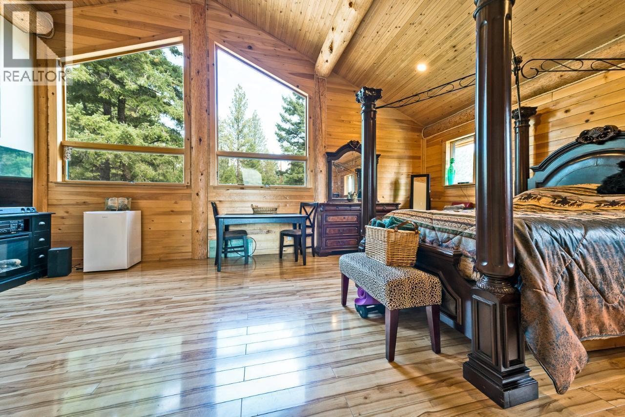 28 Nine Mile Place. Osoyoos, British Columbia