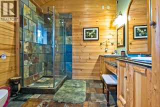 28 Nine Mile Place. Osoyoos, British Columbia