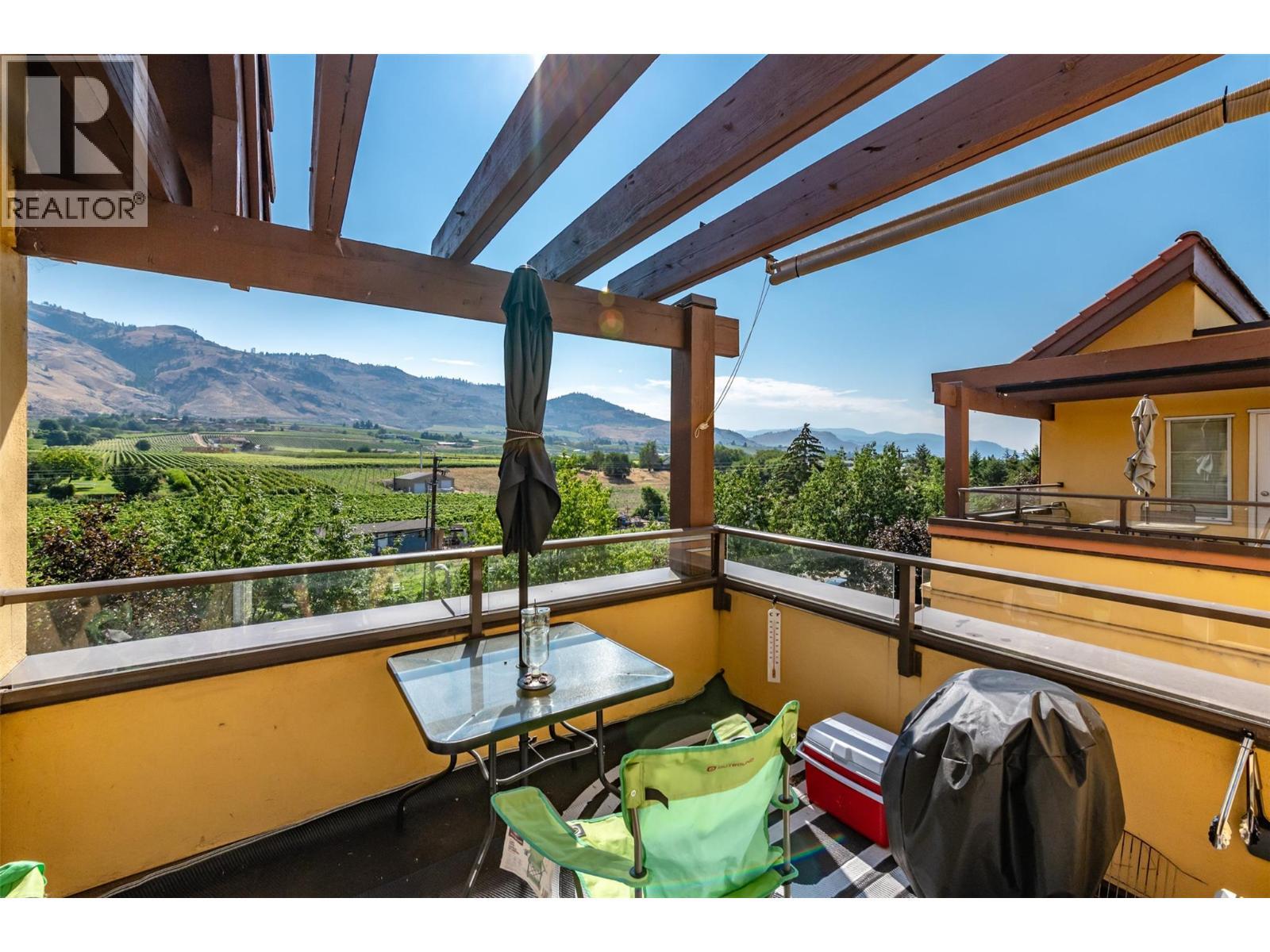 7600 Cottonwood Drive Unit# 404. Osoyoos, British Columbia