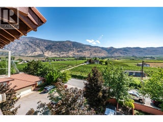 7600 Cottonwood Drive Unit# 404. Osoyoos, British Columbia
