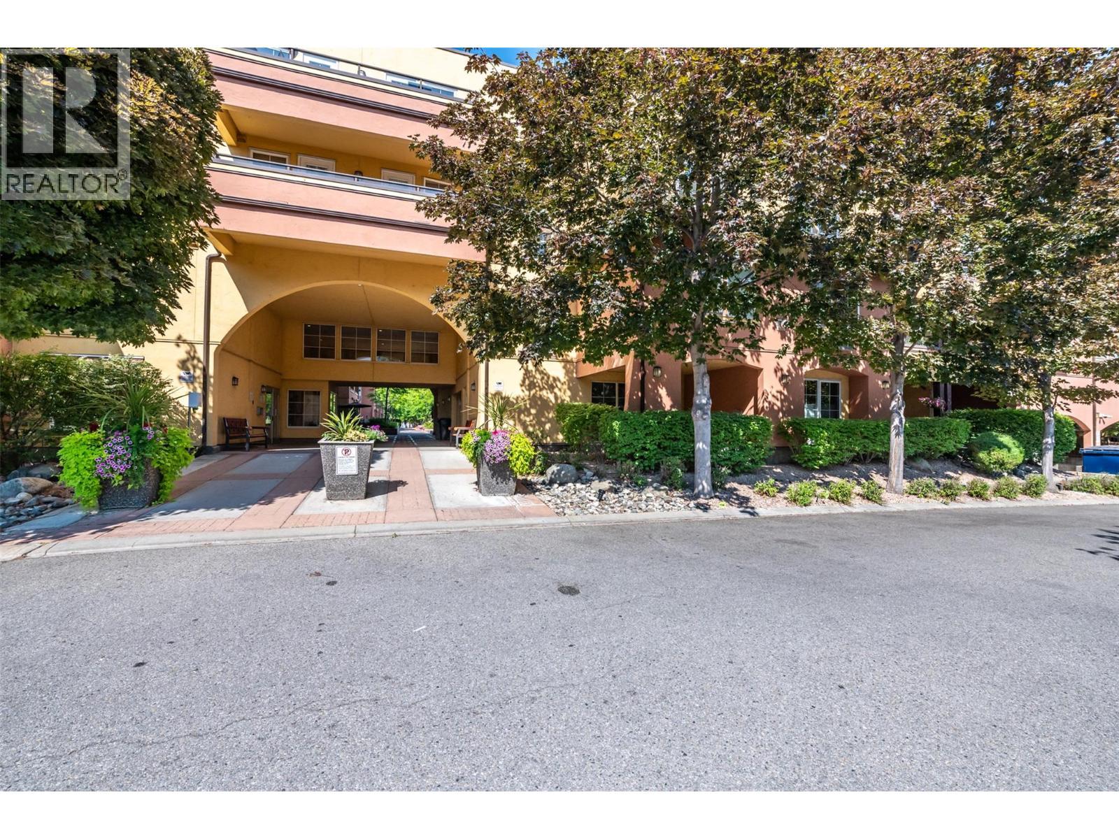 7600 Cottonwood Drive Unit# 404. Osoyoos, British Columbia