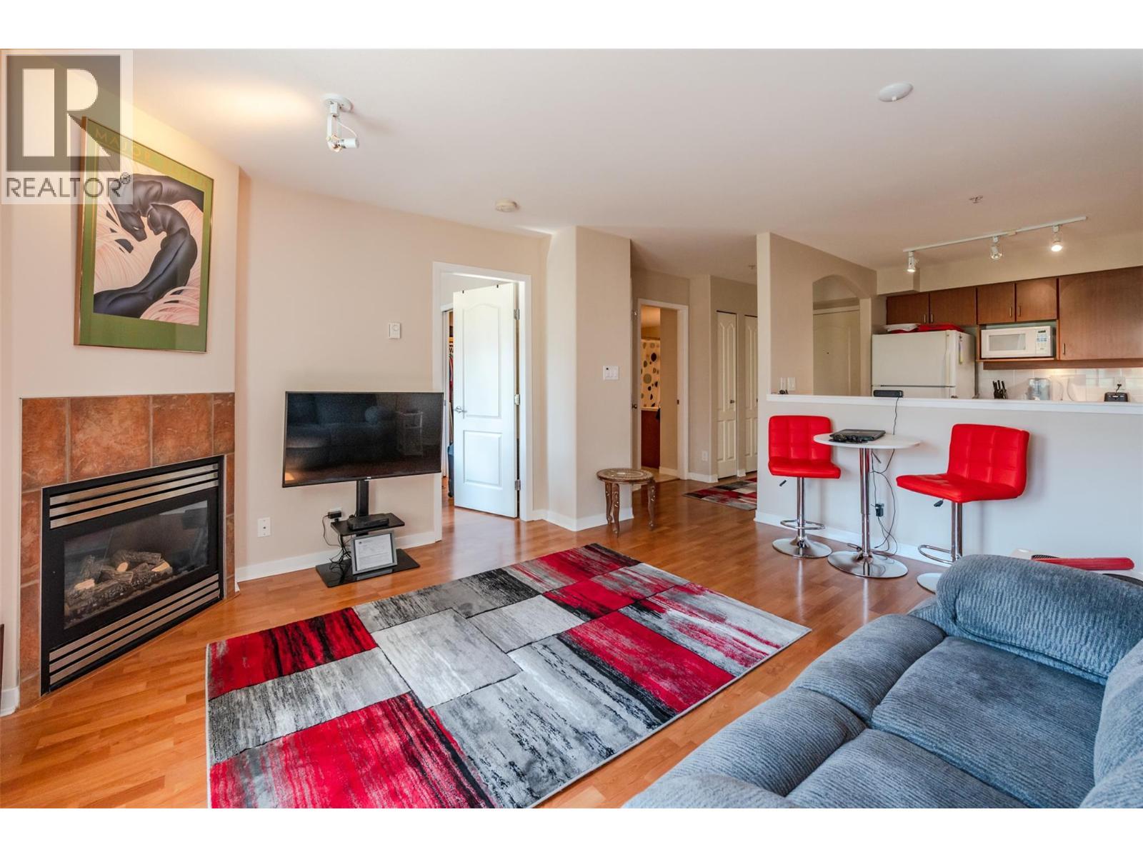 7600 Cottonwood Drive Unit# 404. Osoyoos, British Columbia