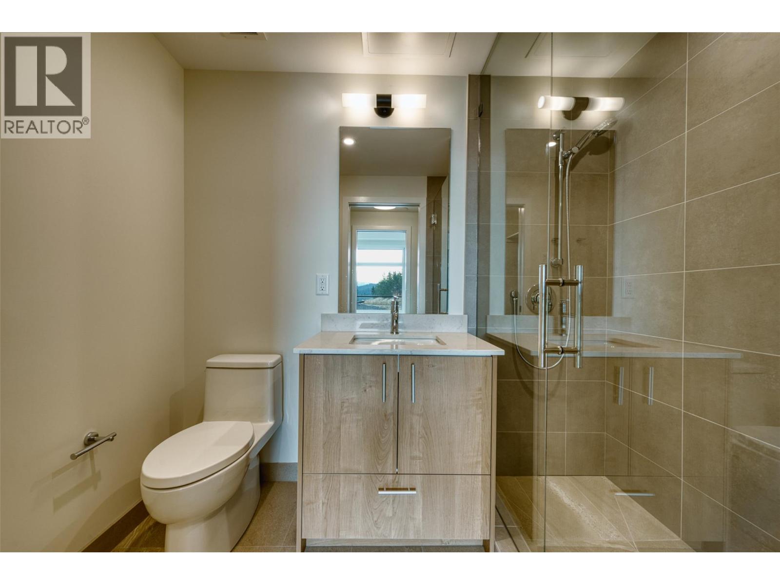 9652 Benchland Drive Unit# 205. Lake Country, British Columbia