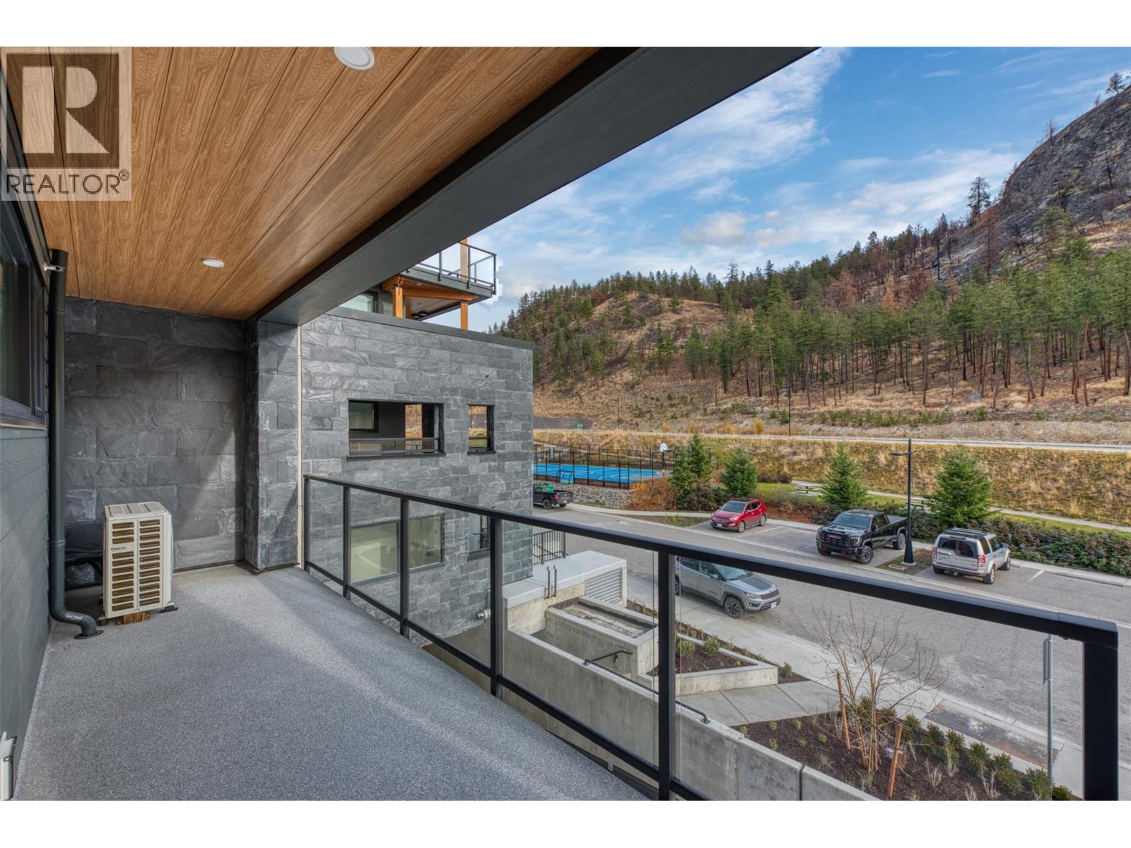 9652 Benchland Drive Unit# 205. Lake Country, British Columbia