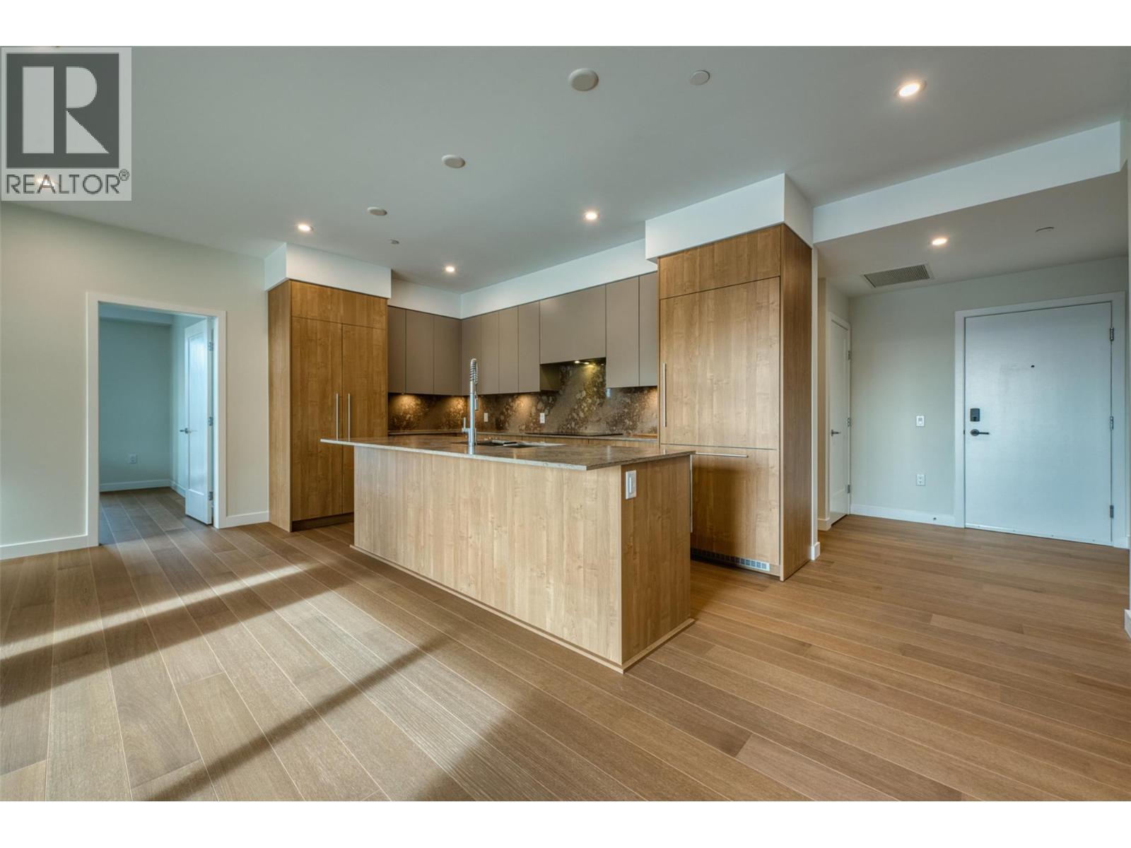 9652 Benchland Drive Unit# 205. Lake Country, British Columbia