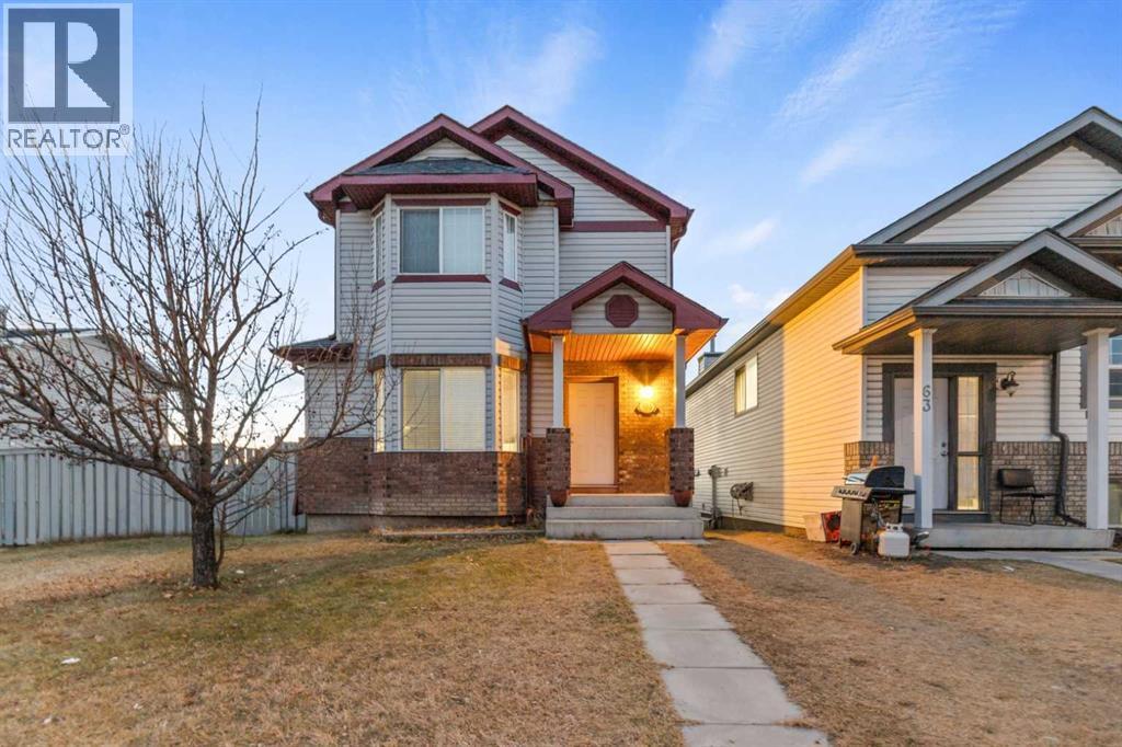 59 Saddlemont Manor Ne, Calgary