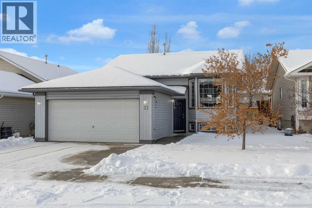 33 Willowbrook Crescent Nw, Airdrie
