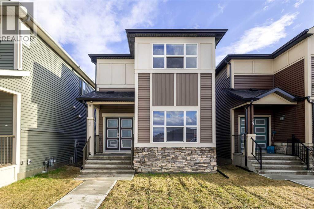 33 Homestead Crescent Ne, Calgary