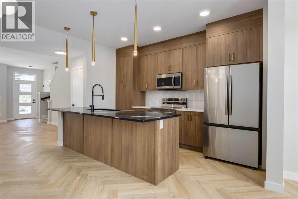 7133 Rangeview Avenue Se, Calgary