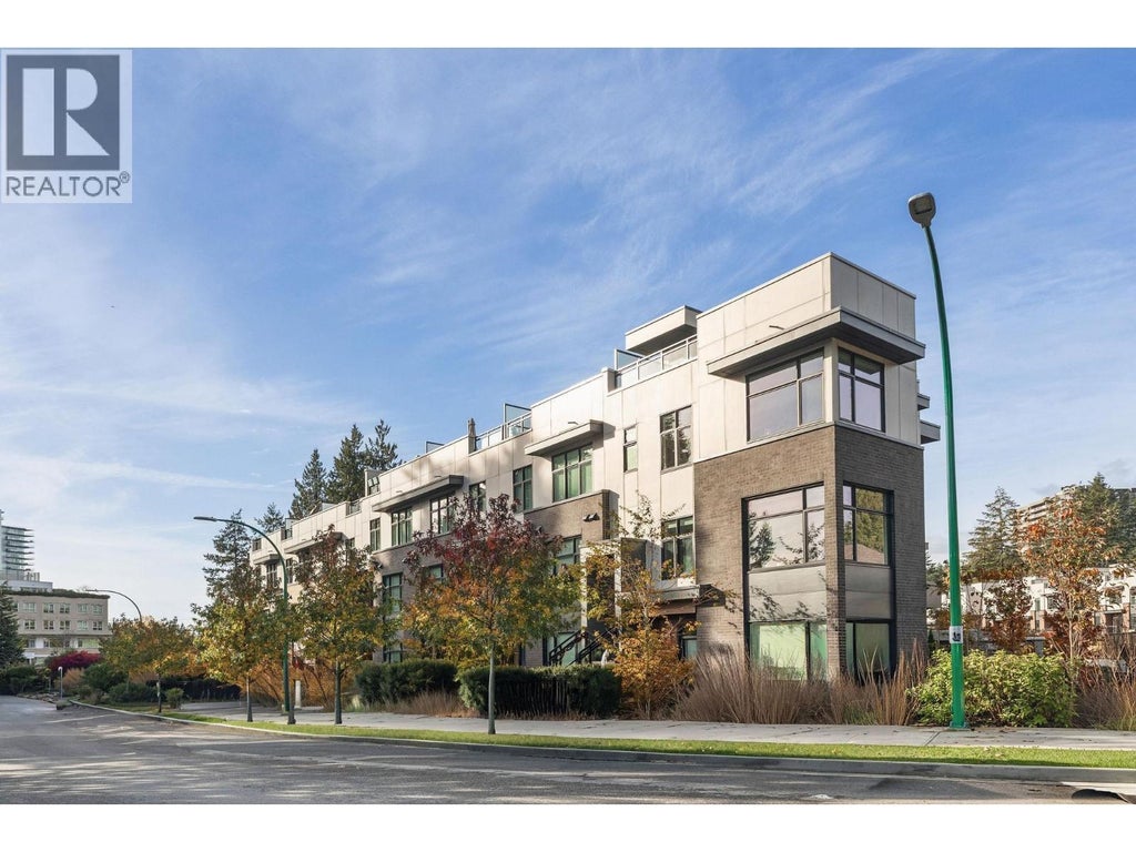 266 2035 Glenaire Drive, North Vancouver