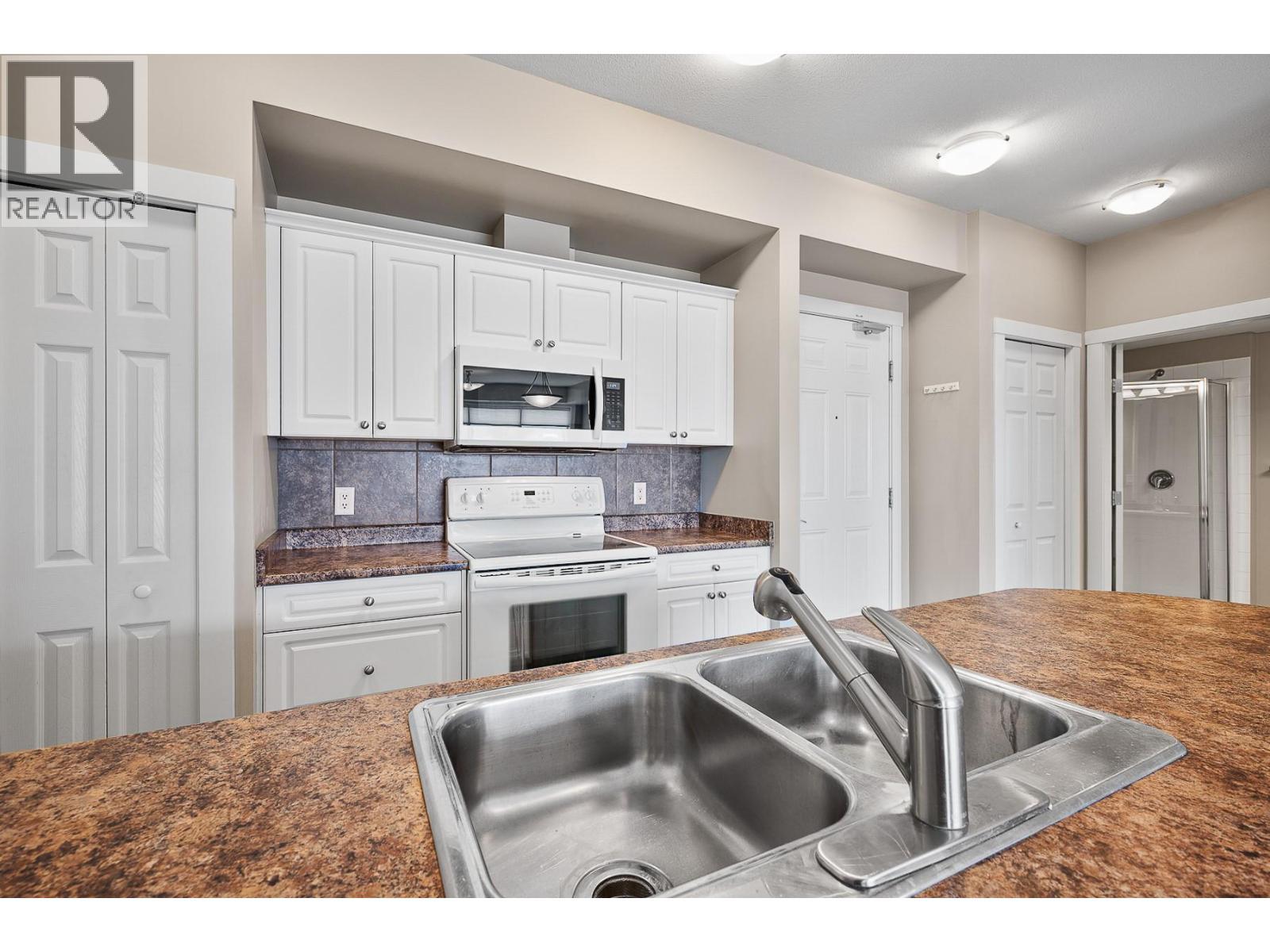 3550 Woodsdale Road Unit# 414. Lake Country, British Columbia