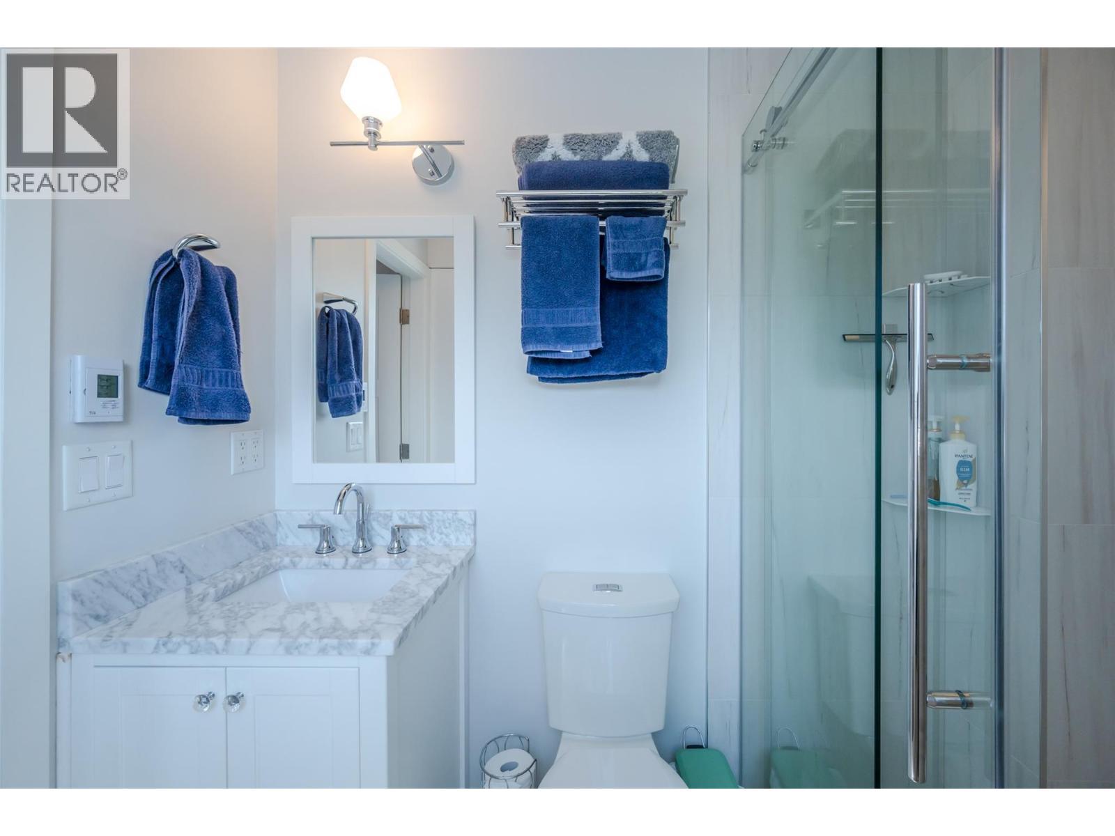 6 Mcintosh Court. Osoyoos, British Columbia