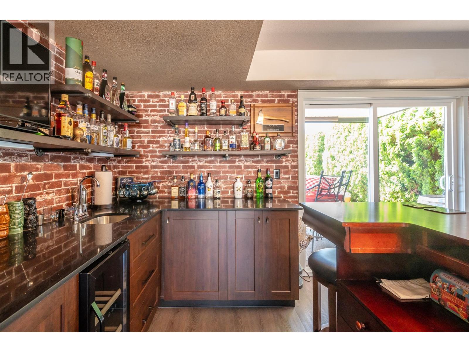 6 Mcintosh Court. Osoyoos, British Columbia