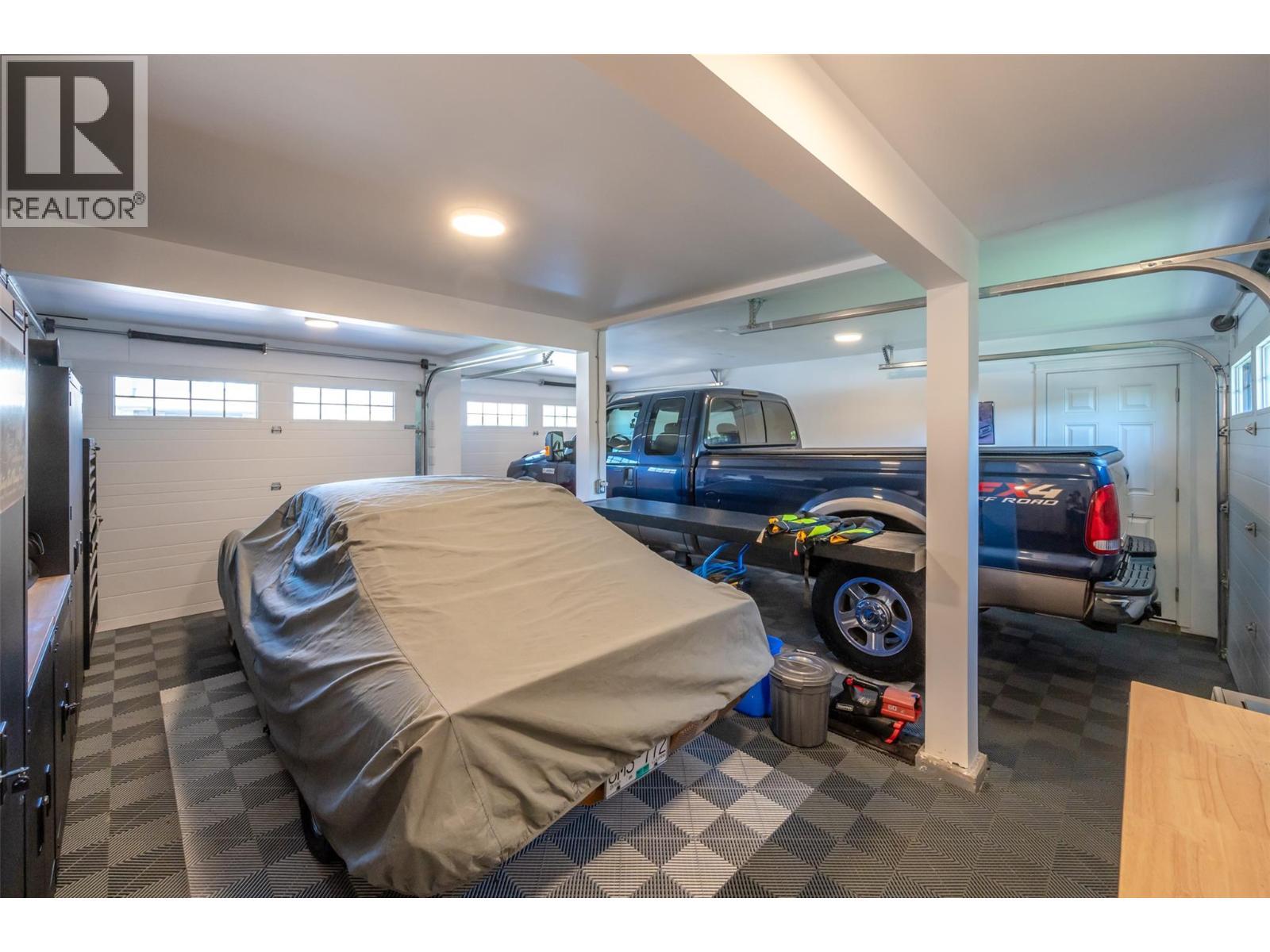 6 Mcintosh Court. Osoyoos, British Columbia