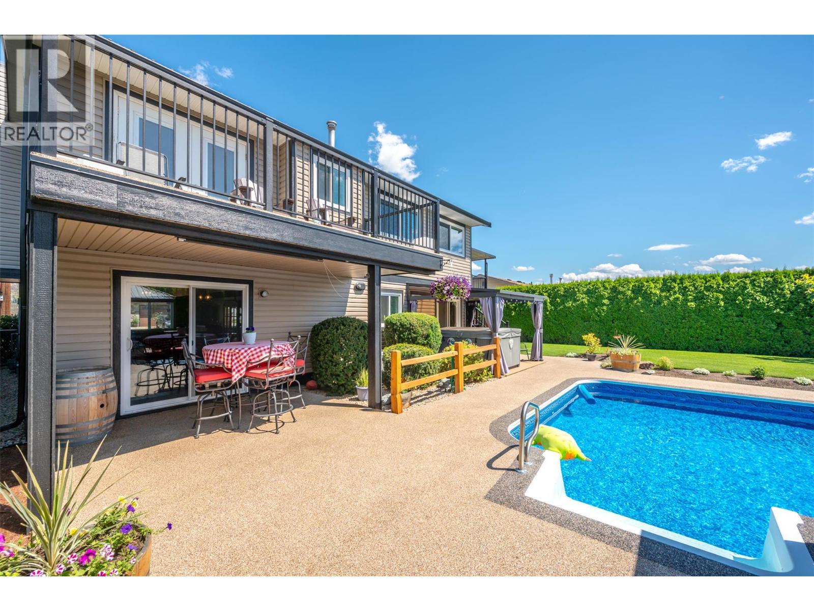 6 Mcintosh Court. Osoyoos, British Columbia