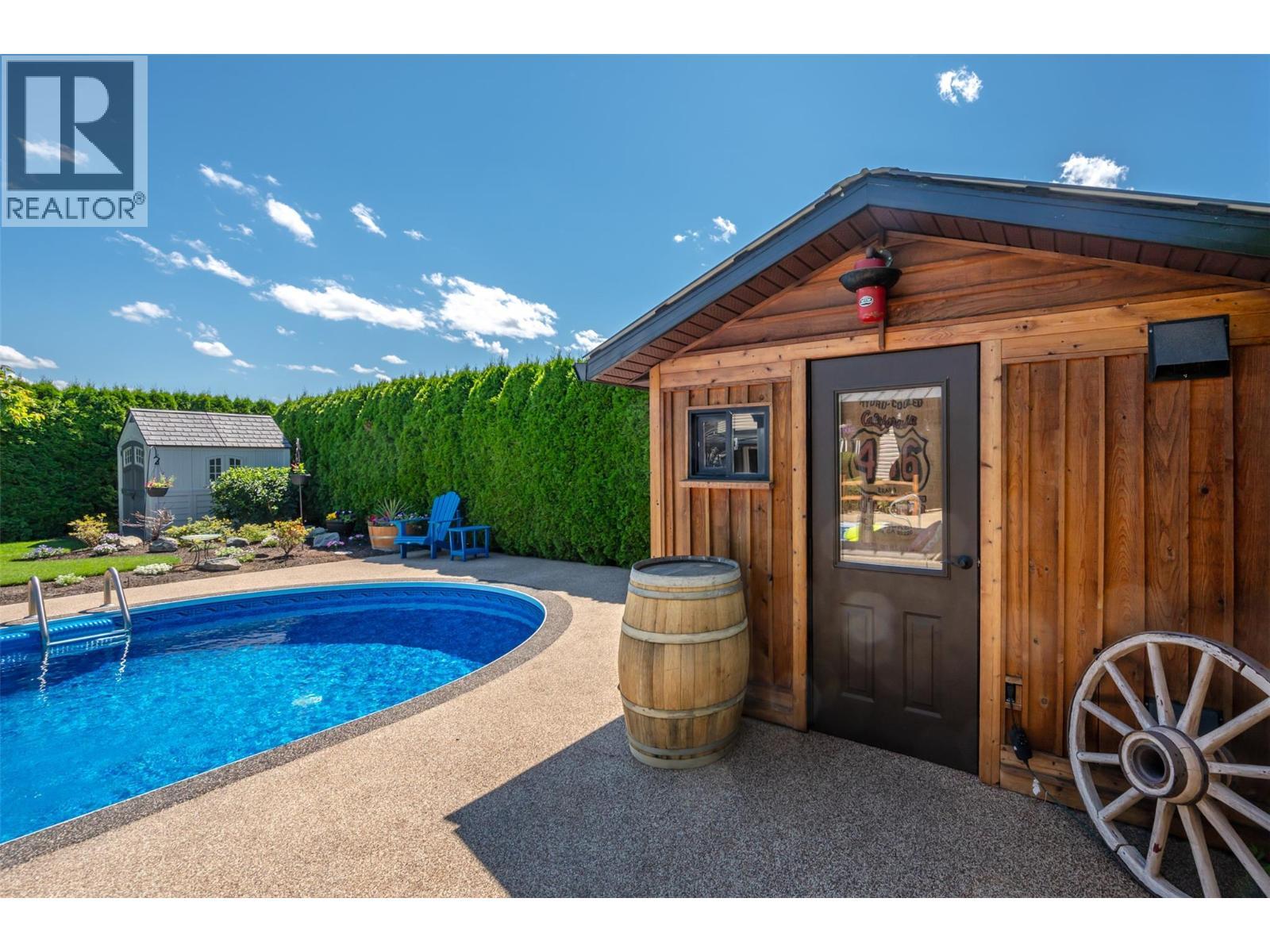6 Mcintosh Court. Osoyoos, British Columbia