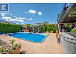 6 Mcintosh Court. Osoyoos, British Columbia