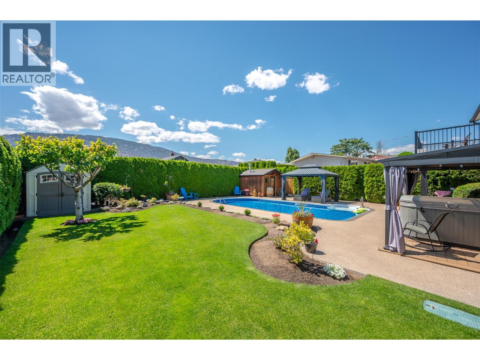 6 Mcintosh Court. Osoyoos, British Columbia