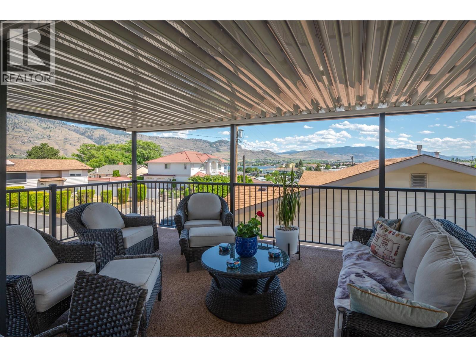 6 Mcintosh Court. Osoyoos, British Columbia