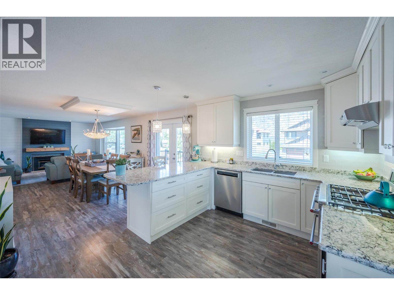 6 Mcintosh Court. Osoyoos, British Columbia